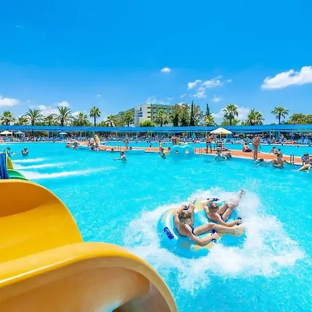 Vonresort Golden & Aqua 4* シダ